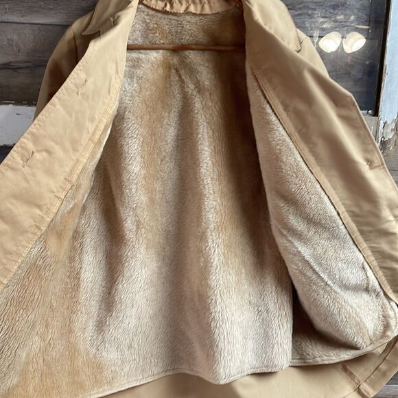 Ladies Coat Button Up Tan Jacket,Faux Fur Removeable Lining, Size Large, Vintage - Picture 6 of 7